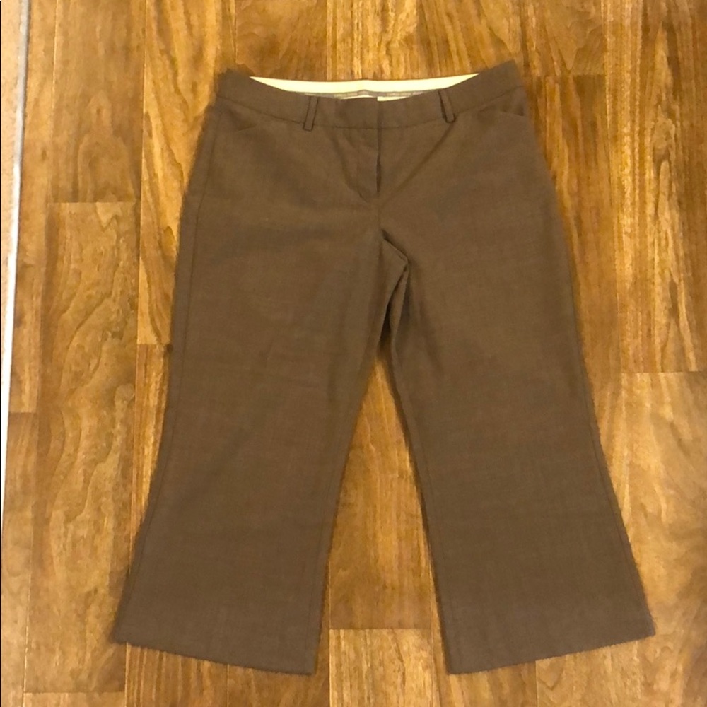 Express women’s capris